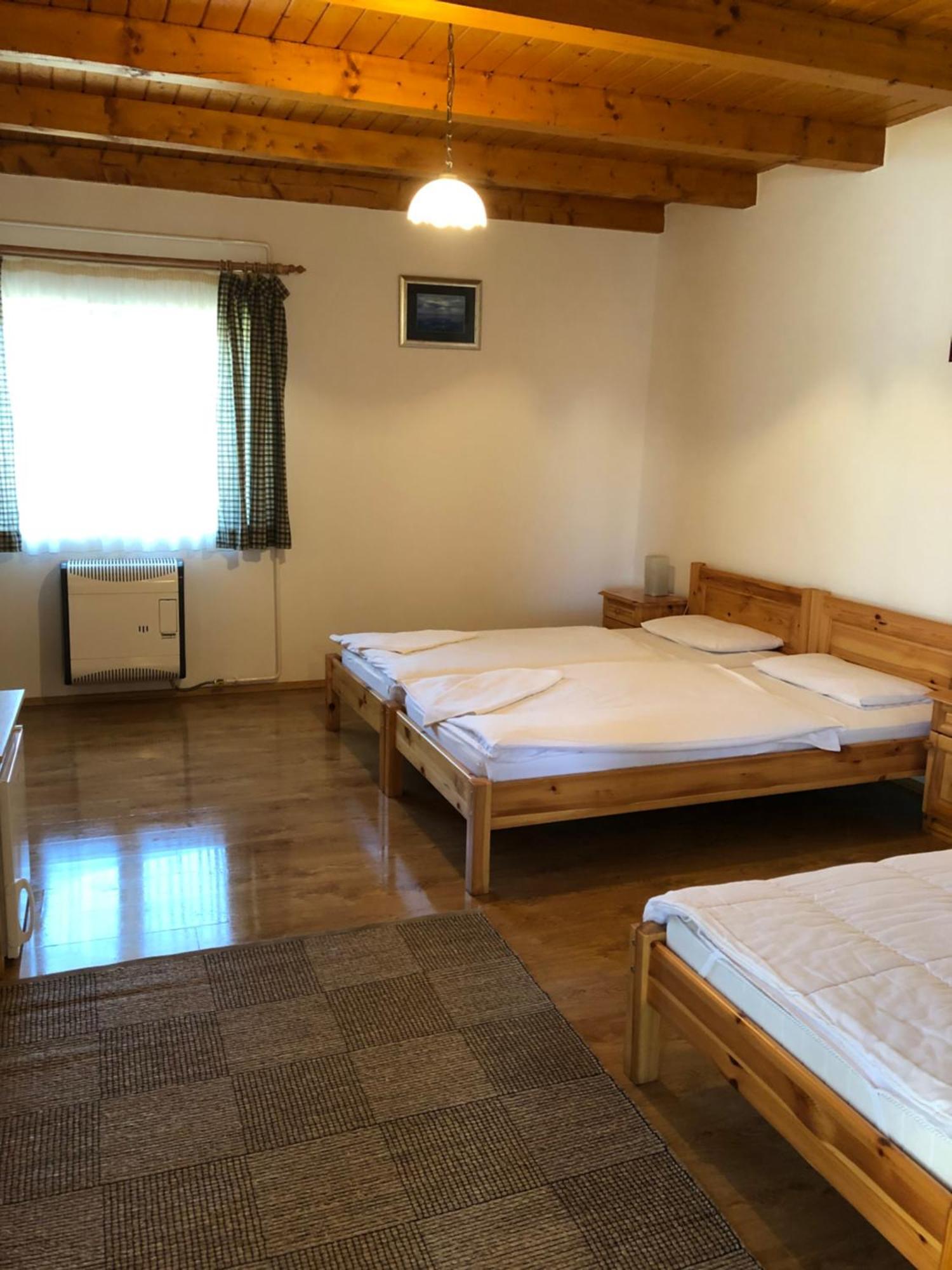 Отель Tisza-Kert Vendeghaz -Tisza-Kert Vendeghaz II Тисафюред Экстерьер фото